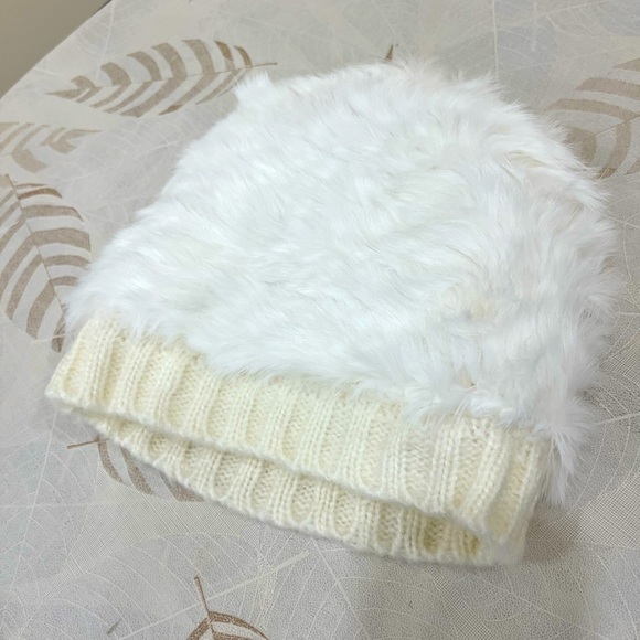 Winter hat for women - Picture 5 of 7